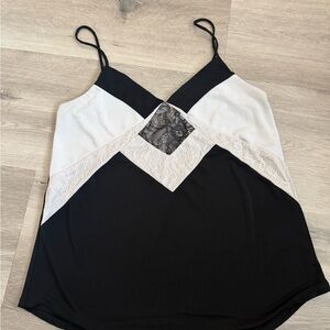 Express Women's Black and White Lace-Trim Cami Top